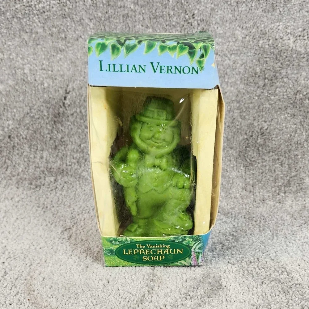 Lillian Vernon Leprechaun Soap Green‎ Vanishing Triple-Milled Scotland 5.3oz